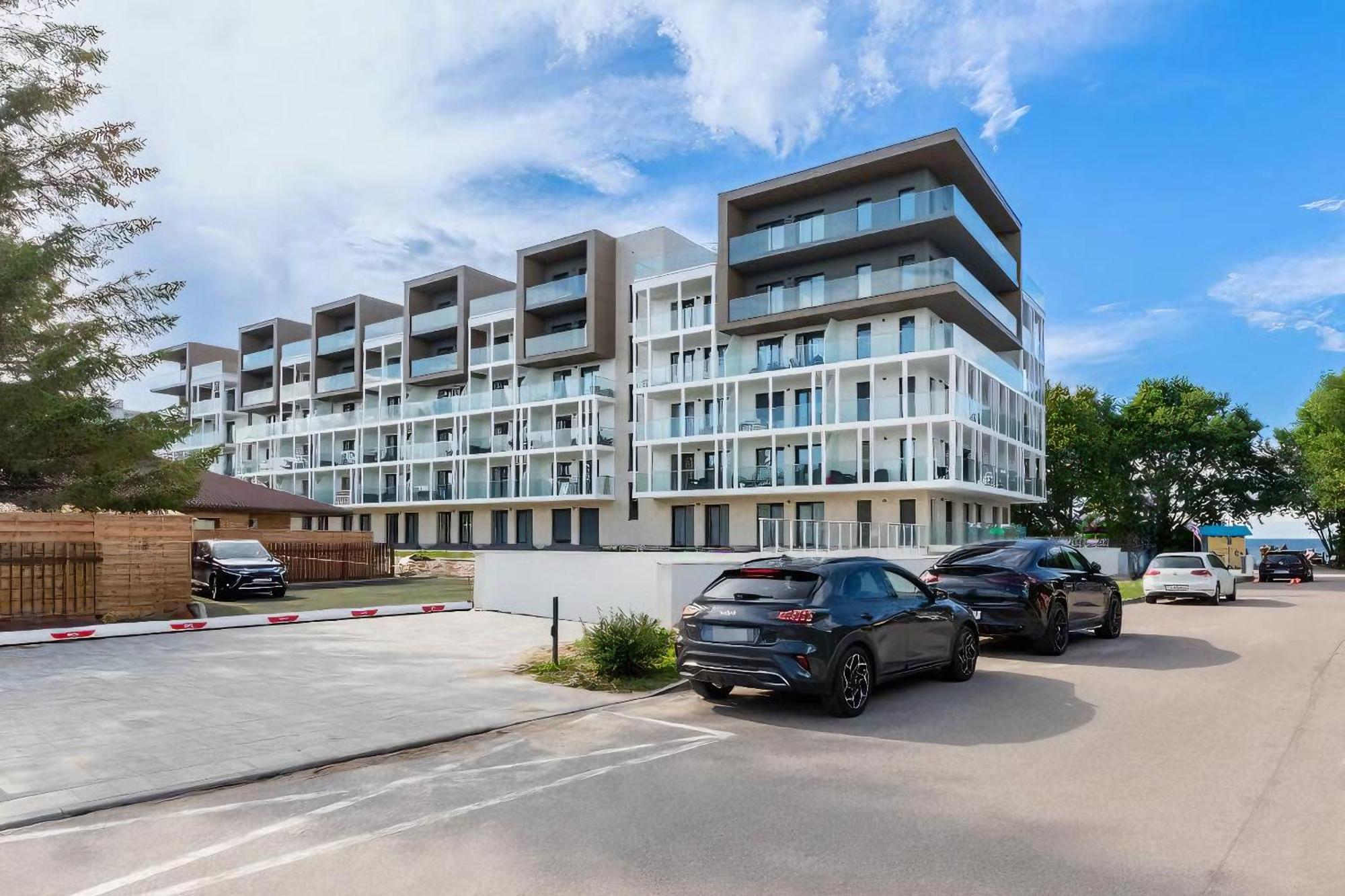 Apartament 018 Tuz Przy Plazy Z Tarasem I Parkingiem Perlowa Przystan Sianozety Eksteriør billede